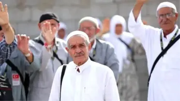 Hacı Kafilesi Dualarla Uğurlandı