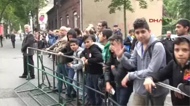 Merkel, Marxloh'ta Vatandaşların Sorunlarını Dinledi