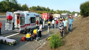 TEM Otoyolu'nda Kaza: 2 Ölü, 2 Yaralı