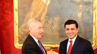 Demirtaş: 'Geçici Seçim Hükümetinde Görev Alacağız'