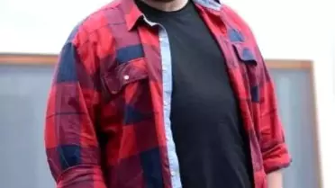 Şahan Gökbakar'ın Eşi Amerika'da Doğum Yapacak