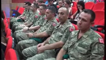 Mehmetçik Kosova'da 'Son Mektup' Filmiyle Stres Attı