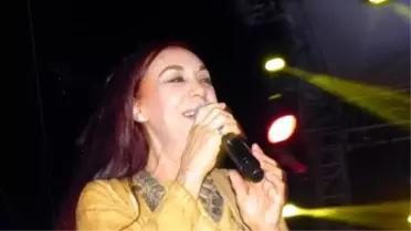 Leman Sam: Kurban Bayramı'na, Kurban Kesimine, Ezana Karşı Değilim