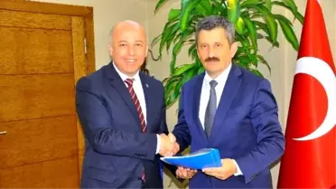 Ak Partide Başvuru Sayıları Artıyor