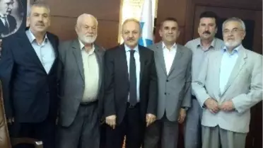 Bakan Erdem'e Hemşehrilerinden Ziyaret