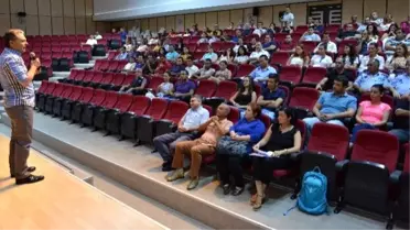 Muratpaşa Belediye Personeli Ayrımcılığa Karşı Eğitim Alıyor