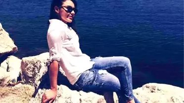 Otomobil Ağaca Çarptı, Ayşegül Öldü