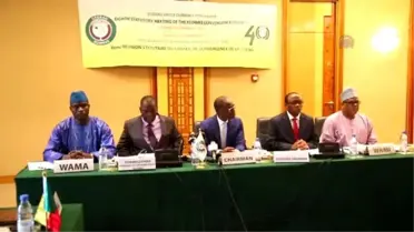 Batı Afrika'da Ortak Para Birimi Kullanılması