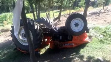 Traktör Devrildi: 2 Ölü, 1 Yaralı
