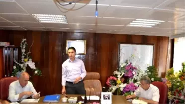 Muş Belediyesi, Tahrip Olan Yollar İçin Kolları Sıvadı