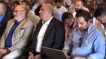 İzmir'de Tarihi İmza