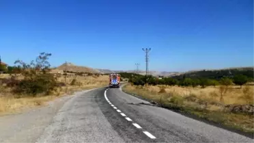 Hekimhan'da Yol Çizme Çalışmaları Yapıldı