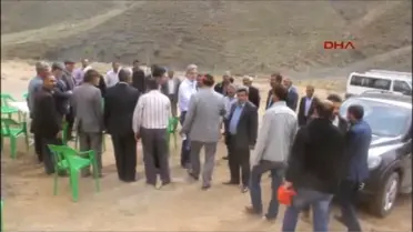 Van - Hdp?li Lezgin Botan, 'Canlı Kalkan' Eylemcilerini Ziyaret Etti