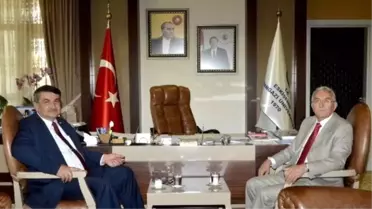 YÖK Yürütme Kurulu Üyesi Prof. Dr. Şişman'dan Rektör Gönen'e Ziyaret