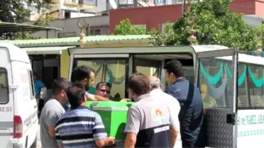 Akli Dengesi Bozuk Kız Kardeşini Bekçiyle Yakalayan Adam Dehşet Saçtı