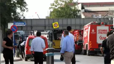 Üst Geçide Çarpan İETT Otobüsünde Patlama! 26 Yaralı Var