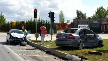 Kavşakta Çarpışan İki Sürücüden İlginç Savunma