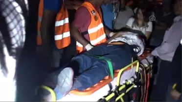 Aksaray'da İki Otomobil Çarpıştı: 3 Ölü, 4 Yaralı