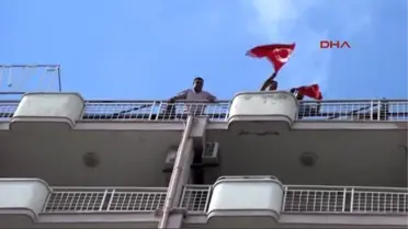Adana'da İşten Atılan İşçiler Dama Çıktı