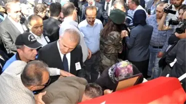 Şehit Polis Son Yolculuğuna Uğurlandı