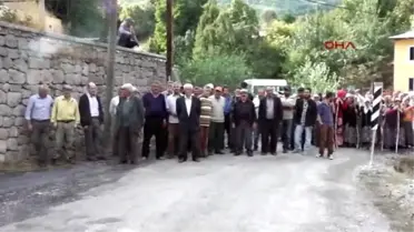 Suşehri'de Köylülerin Sopalı 'Su' Önlemi! Şirkete Geçit Vermediler