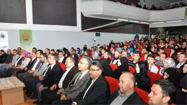 Belediyeden Ailelere Yönelik Seminer