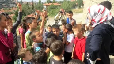 Çodam Afgan Ailelerle Dayanışma İçinde