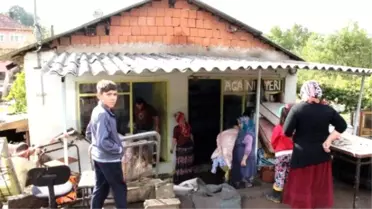 Ereğli'de Yağmur Sele Yol Açtı (2)
