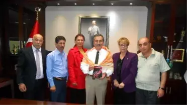Eskişehir Malhatun Yörük Türkmen Kültürünü Yaşatma Derneği'nden Başkan Ataç'a Ziyaret