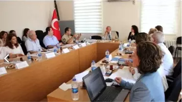 Tütün ve Uyuşturucu Kullanımı Masaya Yatırıldı