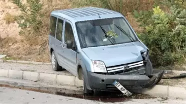 Niğde'de Polis Ekipleri Kaza Yaptı: 2 Yaralı