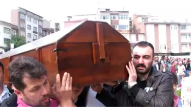 Bombalı Saldırıda Ölen Metin Kürklü Memleketi Merzifon'da Toprağa Verildi