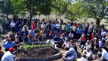 Adanalı Ankara Patlaması Kurbanları Toprağa Verildi (3)