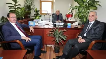 İl Emniyet Müdüründen Dekan Çiğdem'e Hayırlı Olsun Ziyareti