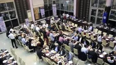 Eğitim-bir Sen Üyeleri Yemekte Bir Araya Geldi