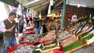 Tekneler Az Avla Döndü Balık Fiyatları Yükseldi
