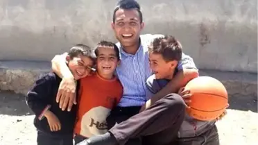 Gökhan Öğretmenin Sosyal Medyayı Sallayan Fotoğrafının Hikayesi