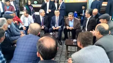 AK Parti Bitlis Adayı Peker'e Yoğun İlgi