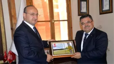 Yalçın Akdoğan, Ana Ocağı Bilecik'te, Belediyeyi Ziyaret Etti