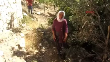 Yaşlı Kadın, Tuvalet Yerine Balkona Çıkınca Düşüp Öldü