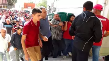 Kavgada Ölen Mersin İdmanyurdu'nun Tribün Lideri Toprağa Verildi