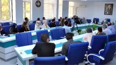 Neü'de Yuvarlak Masa Toplantıları Başladı