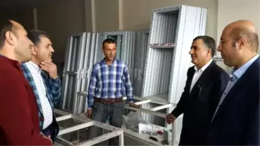 Peker, Tatvan'daki Sanayi Esnaflarını Ziyaret Etti