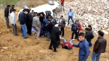 Başkale'de Trafik Kazası: 2 Yaralı