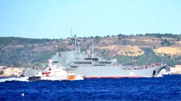 Rus Savaş Gemisi, Marmara'ya Yol Aldı