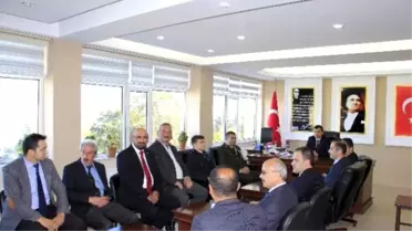 Cumhuriyet Bayramı Halk Yürüyüşü ve Fener Alayı ile Kutlandı