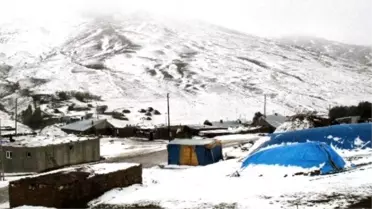 Ağrı'da Kar Kalınlığı 10 Santimetreye Ulaştı