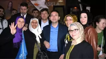 Ak Partili Turhan: 'Demokrasi Bayramı Kutlu Olsun'