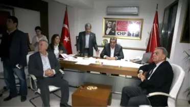 CHP İzmir'de Yine Buruk Sevinç