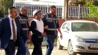 Iğdır'da Şizofren Hasta Eşini Öldürüp, Kardeşini Yaraladı